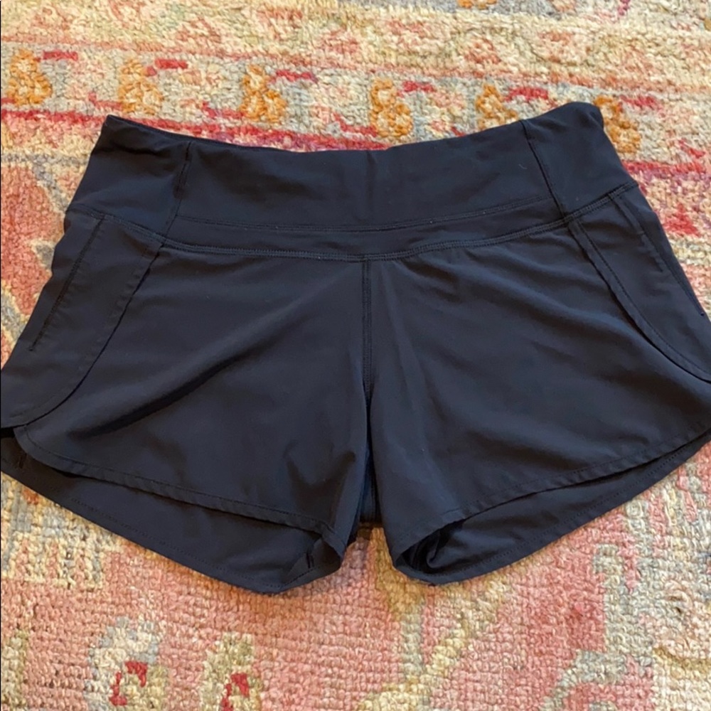Lululemon black shorts